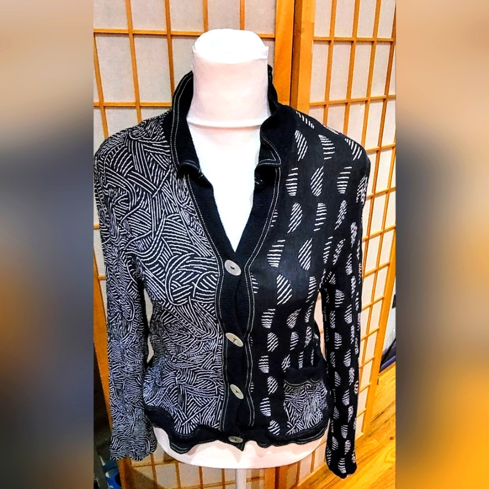 CanvasBacks Lightweight Color block Cardigan with handmade buttons